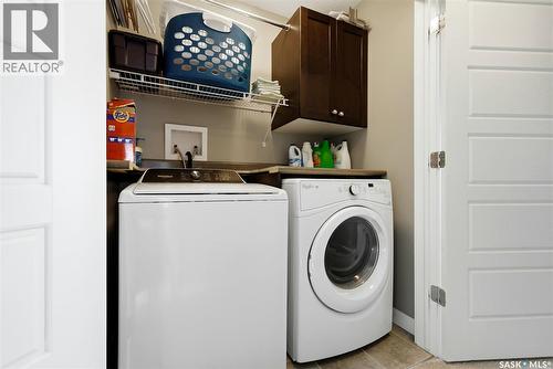 2813 Elgaard Drive, Regina, SK - Indoor Photo Showing Laundry Room