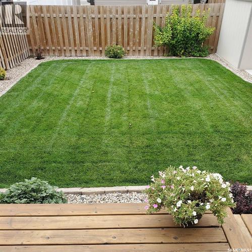 2813 Elgaard Drive, Regina, SK - Outdoor