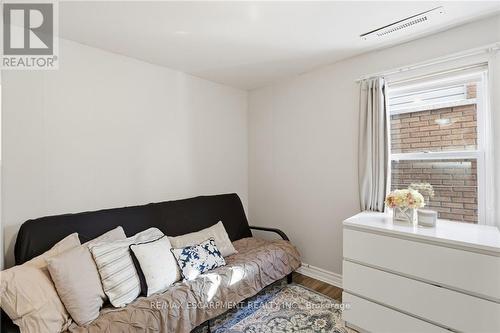 25 Delena Avenue N, Hamilton, ON - Indoor