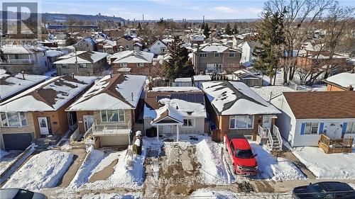 25 Delena Avenue N, Hamilton, ON - Outdoor