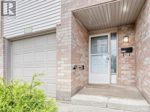 1214 Limberlost Road, London North (North I), ON - Outdoor With Exterior