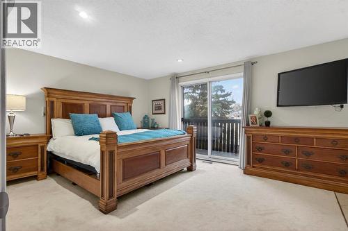 68 Bermondsey Rise Nw, Calgary, AB - Indoor Photo Showing Bedroom