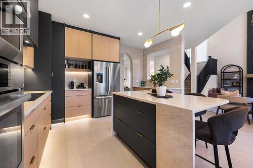 125 Discovery Place Sw, Calgary, AB - Indoor Photo Showing Kitchen With Stainless Steel Kitchen With Upgraded Kitchen