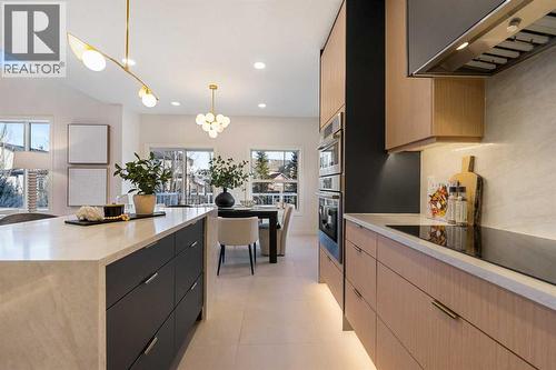 125 Discovery Place Sw, Calgary, AB - Indoor Photo Showing Kitchen