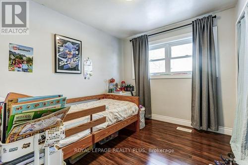 1980 Hartland Drive, Mississauga, ON - Indoor Photo Showing Bedroom