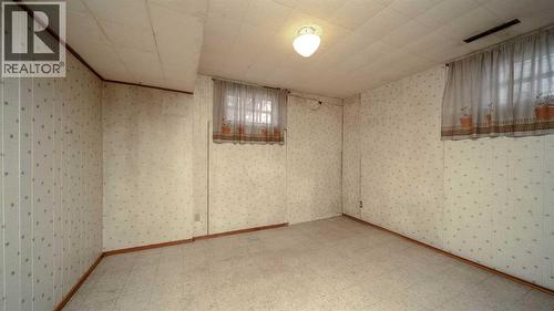 10 Marlowe Place Ne, Calgary, AB - Indoor Photo Showing Other Room