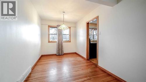 10 Marlowe Place Ne, Calgary, AB - Indoor Photo Showing Other Room