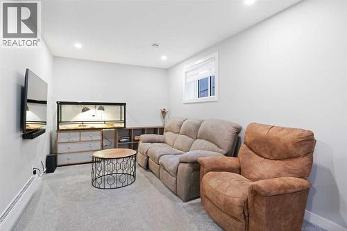 96 Emberside Glen, Cochrane, AB - Indoor