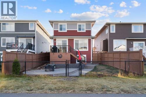 96 Emberside Glen, Cochrane, AB - Outdoor