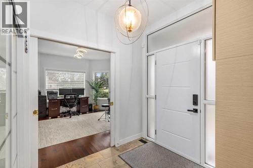 1414 Shawnee Drive, Calgary, AB 