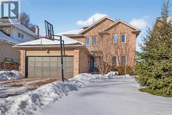 5 GIFFIN Road  Dundas, ON L9H 6S1