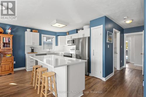 604 Champlain Road, Tiny, ON - Indoor Photo Showing Kitchen With Stainless Steel Kitchen With Upgraded Kitchen