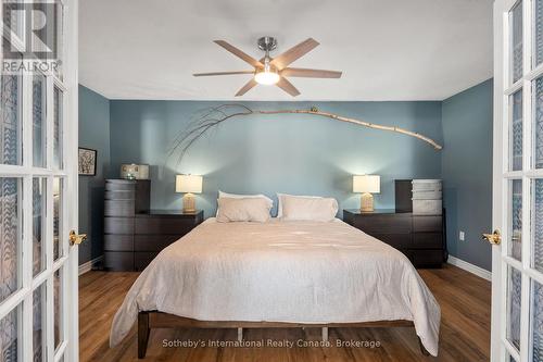 604 Champlain Road, Tiny, ON - Indoor Photo Showing Bedroom