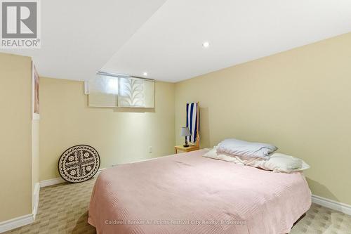 202 Bennett Street W, Goderich (Goderich (Town)), ON - Indoor Photo Showing Bedroom