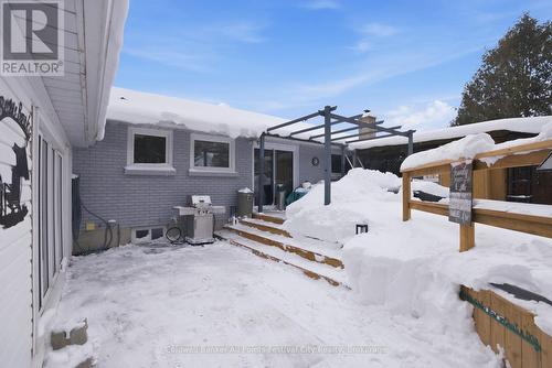 202 Bennett Street W, Goderich (Goderich (Town)), ON - Outdoor