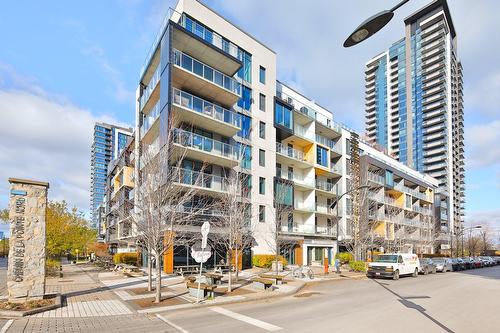 431-111 Ch. de la Pointe-Nord  Montréal (Verdun/Île-Des-Soeurs), QC H3E 0B3