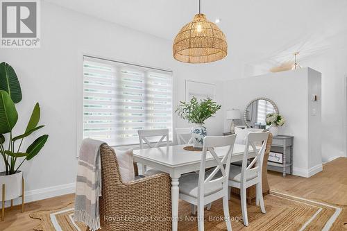 15 Pinecone Avenue, Tiny, ON - Indoor Photo Showing Dining Room