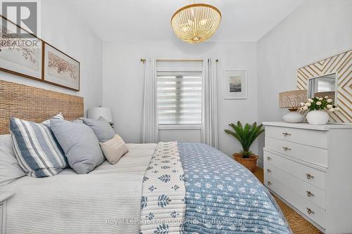 15 Pinecone Avenue, Tiny, ON - Indoor Photo Showing Bedroom