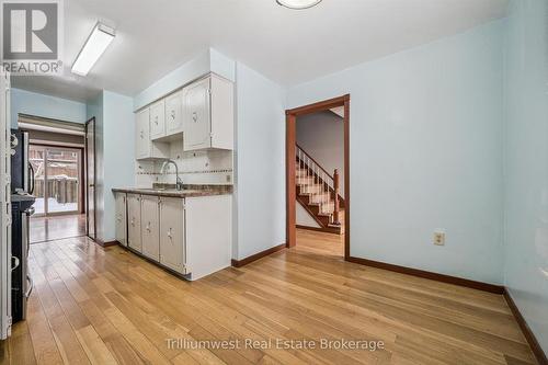 49 - 900 Central Park Drive, Brampton (Northgate), ON - Indoor Photo Showing Kitchen With Double Sink