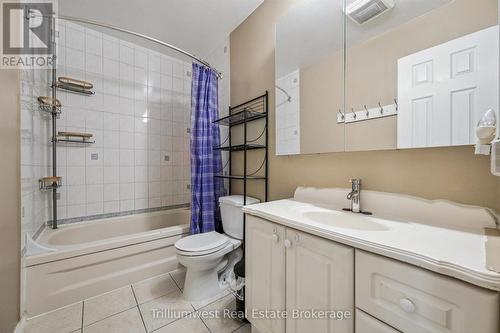 49 - 900 Central Park Drive, Brampton (Northgate), ON - Indoor Photo Showing Bathroom