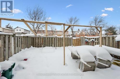 49 - 900 Central Park Drive, Brampton (Northgate), ON - Outdoor