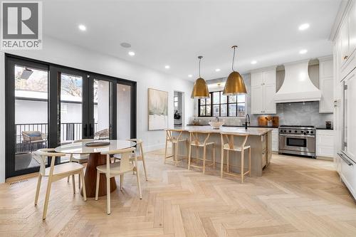 1604 48 Avenue Sw, Calgary, AB - Indoor