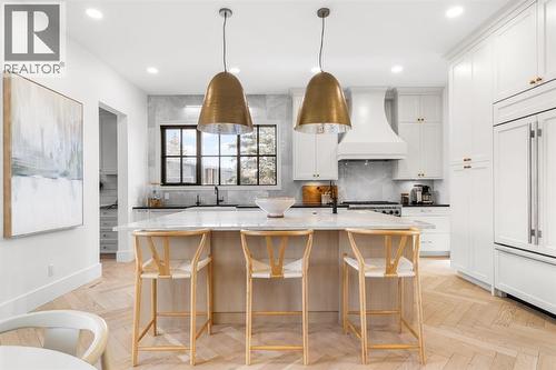 1604 48 Avenue Sw, Calgary, AB - Indoor