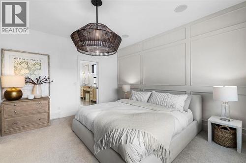 1604 48 Avenue Sw, Calgary, AB - Indoor Photo Showing Bedroom