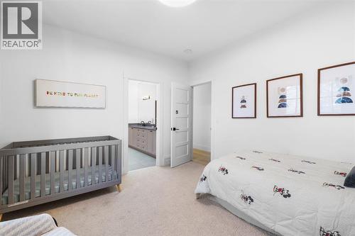 1604 48 Avenue Sw, Calgary, AB - Indoor Photo Showing Bedroom