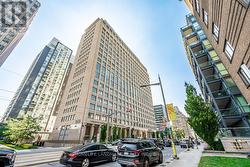 1120 - 111 ST CLAIR AVENUE W  Toronto, ON M4V 1N5