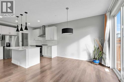 106 Lucas Crescent Nw, Calgary, AB 