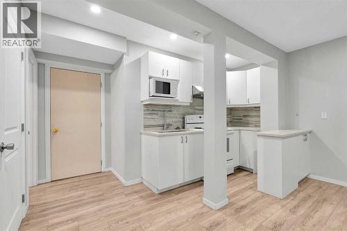 106 Lucas Crescent Nw, Calgary, AB 