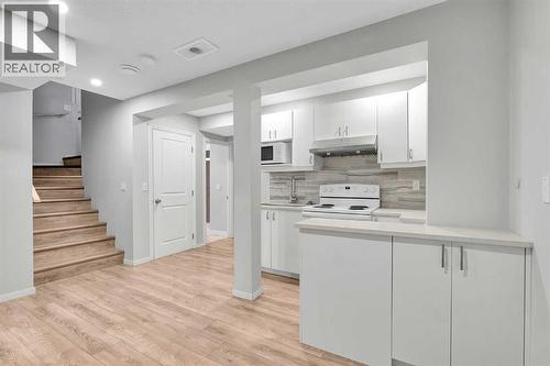 106 Lucas Crescent Nw, Calgary, AB 