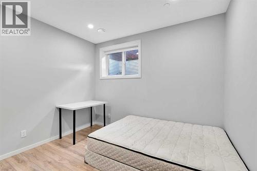 106 Lucas Crescent Nw, Calgary, AB 