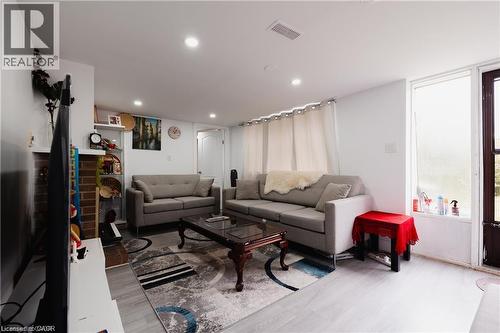 189 Gatewood Road, Kitchener, ON - Indoor Photo Showing Living Room