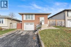 23 GREENBRIER Road  Cambridge, ON N1R 6M5