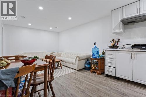 23 Greenbrier Road, Cambridge, ON - Indoor