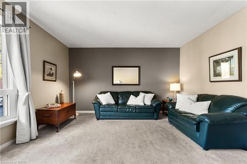 444 Stone Church Road W Unit# N1, Hamilton, ON - Indoor Photo Showing Living Room