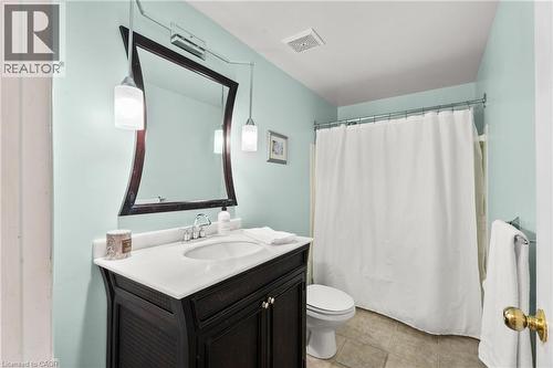 444 Stone Church Road W Unit# N1, Hamilton, ON - Indoor Photo Showing Bathroom