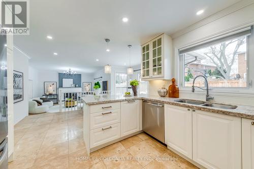 2959 Kingsway Drive, Oakville, ON - Indoor Photo Showing Kitchen With Double Sink With Upgraded Kitchen