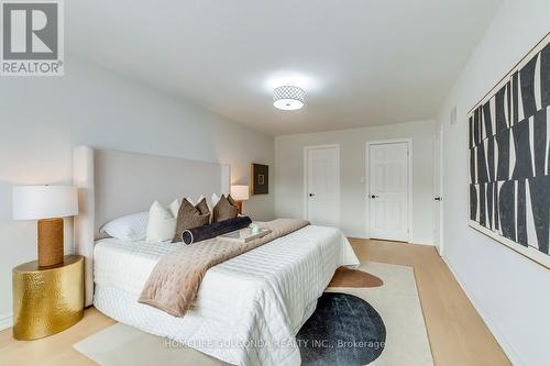 2959 Kingsway Drive, Oakville, ON - Indoor Photo Showing Bedroom