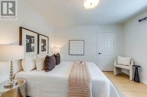 2959 Kingsway Drive, Oakville, ON - Indoor Photo Showing Bedroom