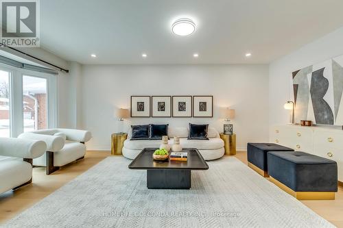 2959 Kingsway Drive, Oakville, ON - Indoor Photo Showing Living Room