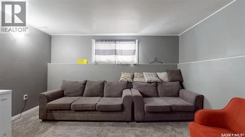 2231 Dewdney Avenue E, Regina, SK - Indoor