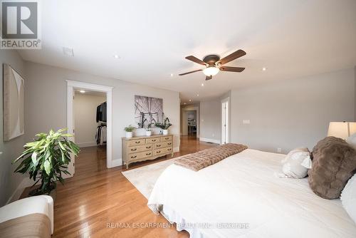 48 Lincoln Avenue, Brantford, ON - Indoor Photo Showing Bedroom