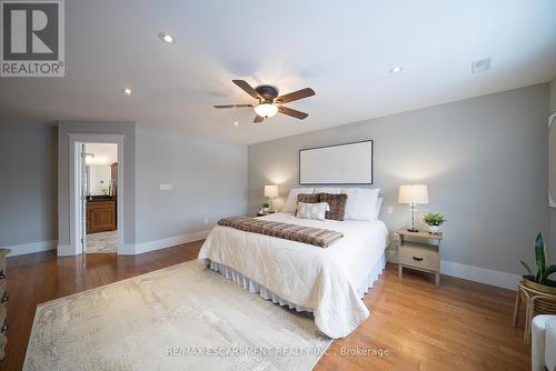 48 Lincoln Avenue, Brantford, ON - Indoor Photo Showing Bedroom