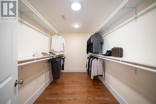 48 Lincoln Avenue, Brantford, ON - Indoor