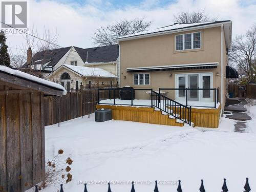 48 Lincoln Avenue, Brantford, ON - Outdoor