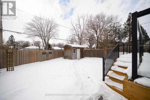 48 Lincoln Avenue, Brantford, ON - Outdoor