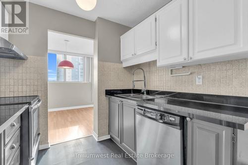 1003 - 375 King Street N, Waterloo, ON - Indoor Photo Showing Kitchen With Stainless Steel Kitchen With Double Sink With Upgraded Kitchen